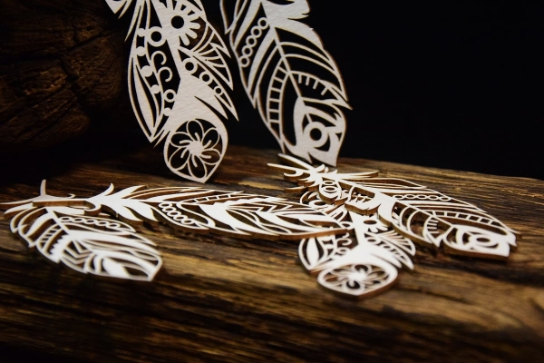 SnipArt Chipboards Mandalas Dreams – Openwork feathers